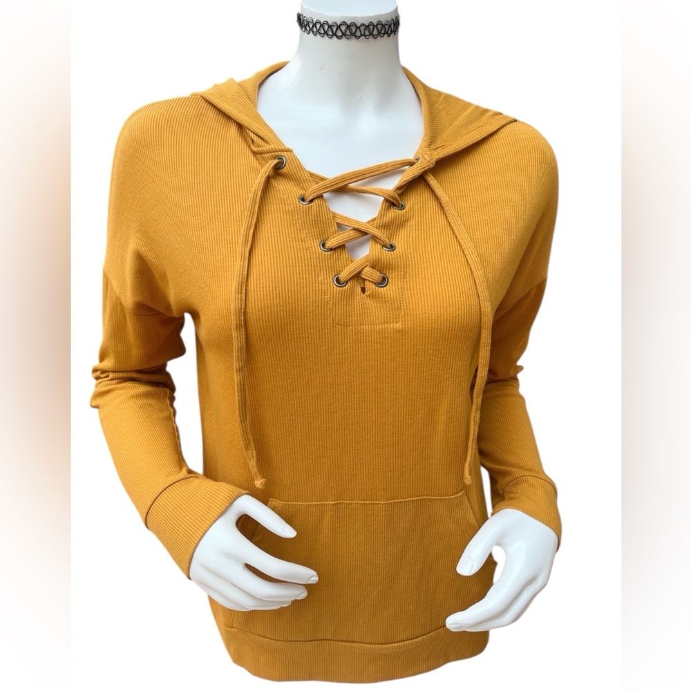 Pink Republic Womens Medium Gold Ribbed Long-Sleeved Lace Up Hooded Shirt